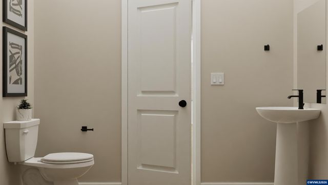 862 Sifuentez Ct, Woodburn, OR 97071