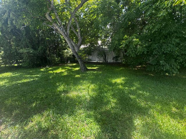 6165 N joshua Lane, Lantana, FL 33462
