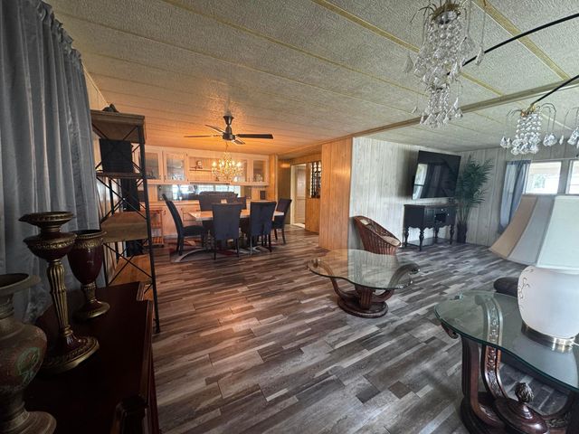6165 N joshua Lane, Lantana, FL 33462