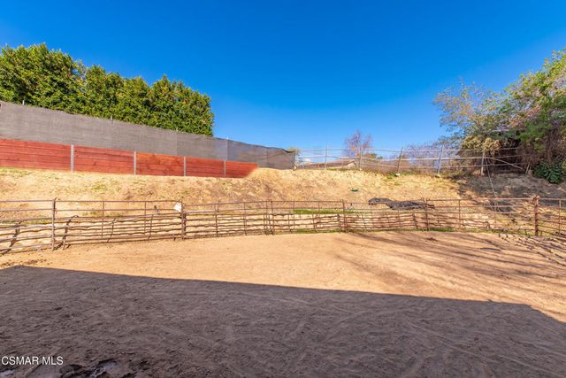 683 Languid Lane, Simi Valley, CA 93065