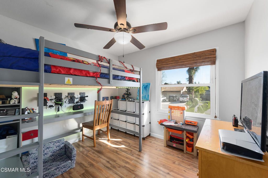 Image 10 of property listing at 683 Languid Lane, Simi Valley, CA 93065