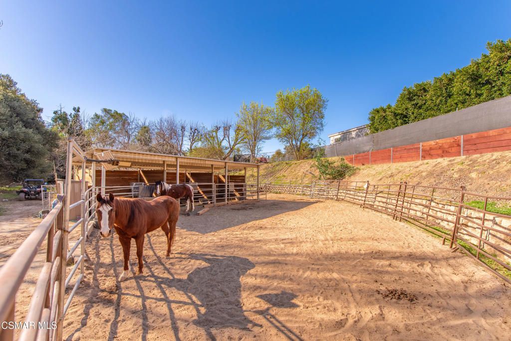 Image 26 of property listing at 683 Languid Lane, Simi Valley, CA 93065