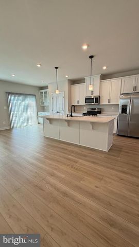 8234 WILLOWBEND TURN, Manassas, VA 20109