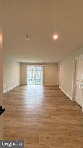 8234 WILLOWBEND TURN, Manassas, VA 20109