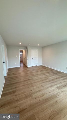 8234 WILLOWBEND TURN, Manassas, VA 20109