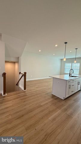 8234 WILLOWBEND TURN, Manassas, VA 20109