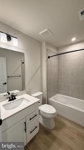 8234 WILLOWBEND TURN, Manassas, VA 20109