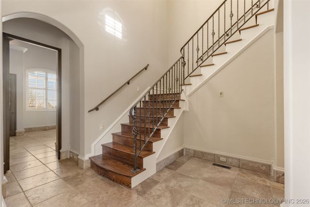 1402 E 122nd Court S, Jenks, OK 74037