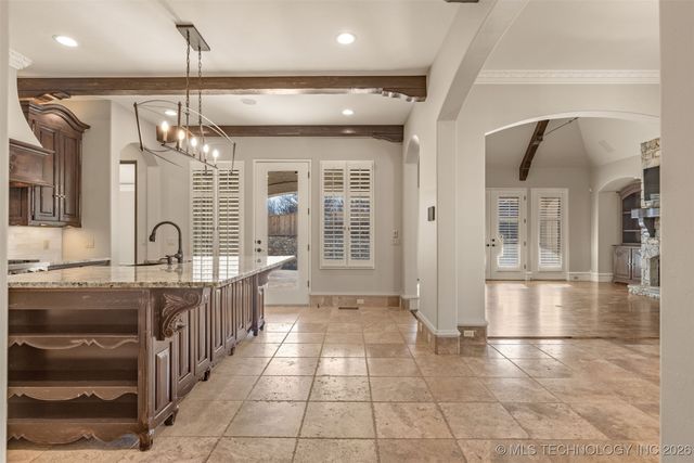 1402 E 122nd Court S, Jenks, OK 74037