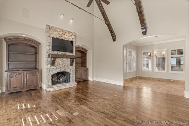 1402 E 122nd Court S, Jenks, OK 74037