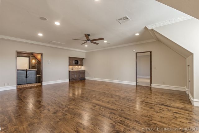 1402 E 122nd Court S, Jenks, OK 74037