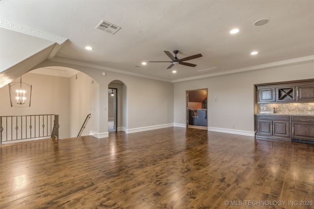 1402 E 122nd Court S, Jenks, OK 74037