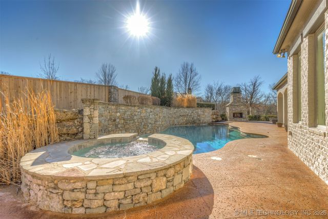 1402 E 122nd Court S, Jenks, OK 74037