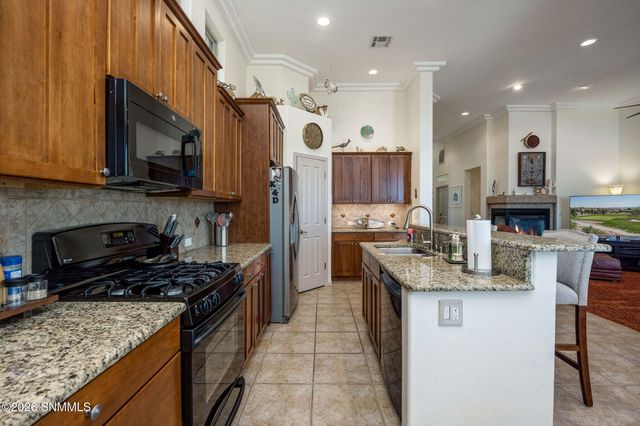 2264 Sedona Hills Parkway, Las Cruces, NM 88011