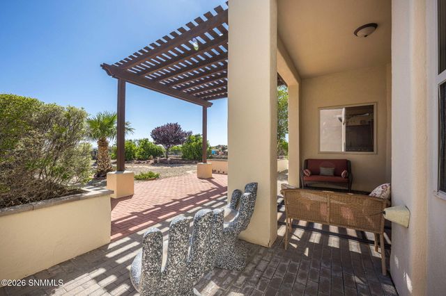 2264 Sedona Hills Parkway, Las Cruces, NM 88011