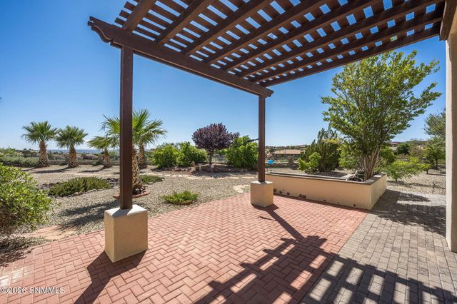 2264 Sedona Hills Parkway, Las Cruces, NM 88011