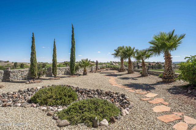 2264 Sedona Hills Parkway, Las Cruces, NM 88011