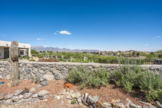 2264 Sedona Hills Parkway, Las Cruces, NM 88011
