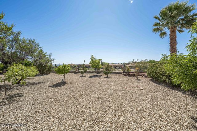 2264 Sedona Hills Parkway, Las Cruces, NM 88011
