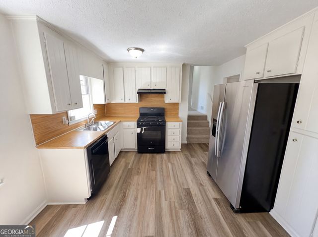 2006 Chelsea Lane, Acworth, GA 30102