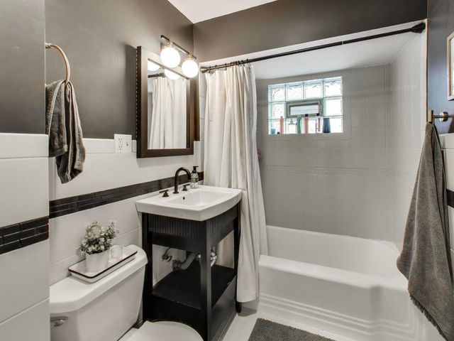 4039 N Major Avenue, Chicago, IL 60634