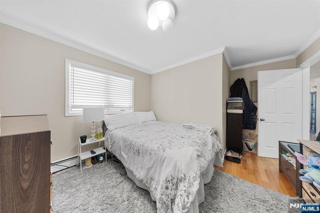 29 Pine Street, Lodi, NJ 07644