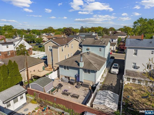 29 Pine Street, Lodi, NJ 07644