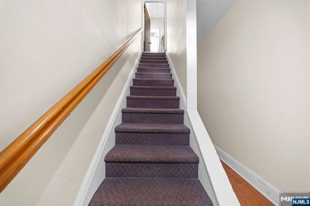 29 Pine Street, Lodi, NJ 07644