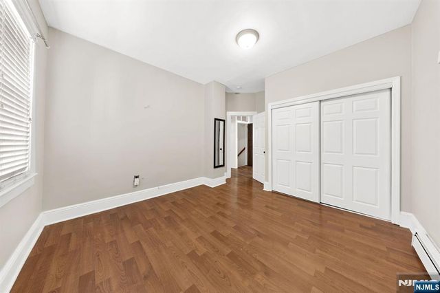 29 Pine Street, Lodi, NJ 07644