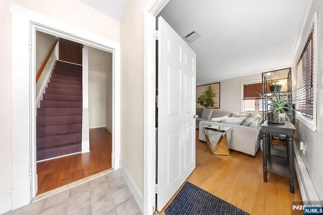 29 Pine Street, Lodi, NJ 07644