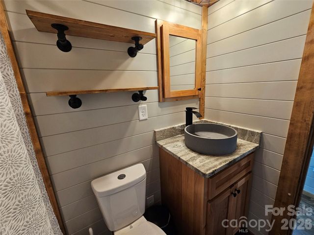171 Duff Cove Road, Brevard, NC 28712