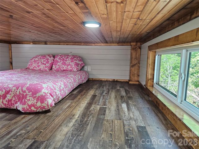 171 Duff Cove Road, Brevard, NC 28712