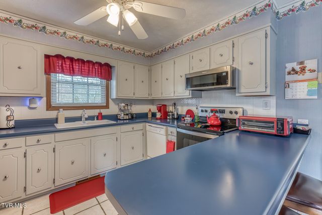 111 Whitson Drive, Elizabethton, TN 37643