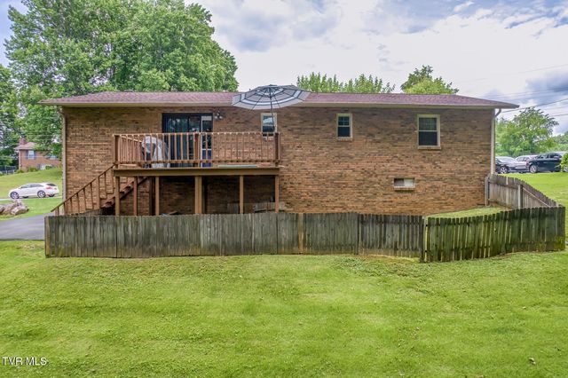 111 Whitson Drive, Elizabethton, TN 37643