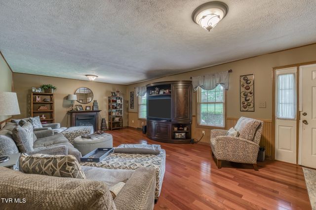 111 Whitson Drive, Elizabethton, TN 37643