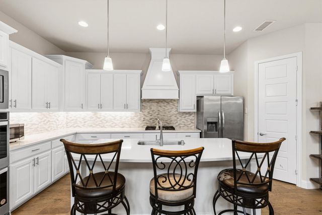 2714 Colby Drive, Mansfield, TX 76063