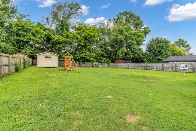 104 Buena Vista Dr, Portland, TN 37148
