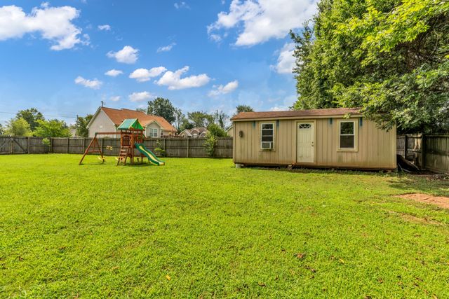 104 Buena Vista Dr, Portland, TN 37148