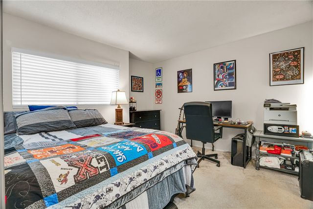 126 43rd, Manhattan Beach, CA 90266