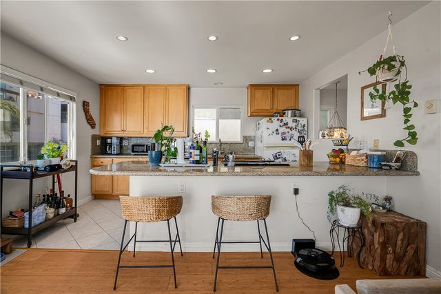 126 43rd, Manhattan Beach, CA 90266