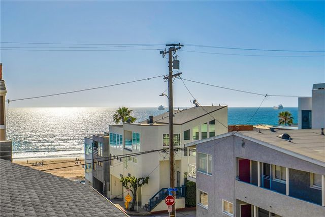 126 43rd, Manhattan Beach, CA 90266