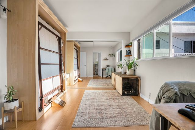 126 43rd, Manhattan Beach, CA 90266