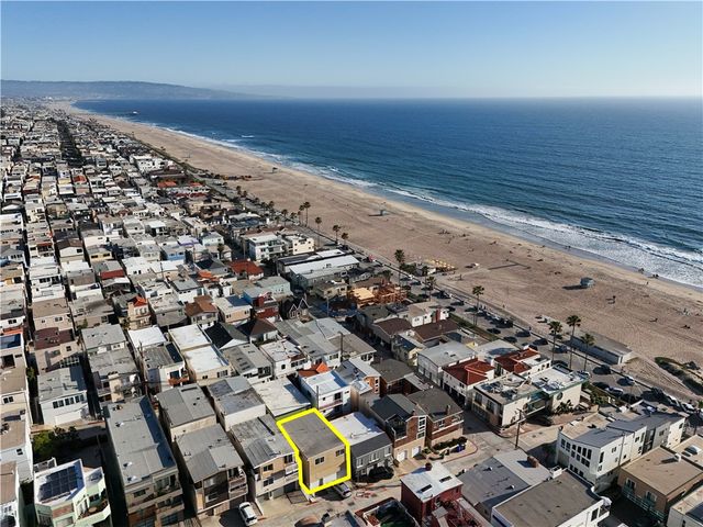 126 43rd, Manhattan Beach, CA 90266