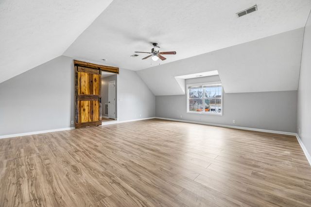 3688 Aurora Dr, Clarksville, TN 37040