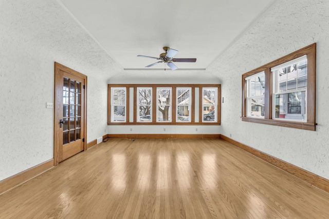 909 Augusta STREET, Racine, WI 53402