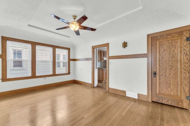 909 Augusta STREET, Racine, WI 53402