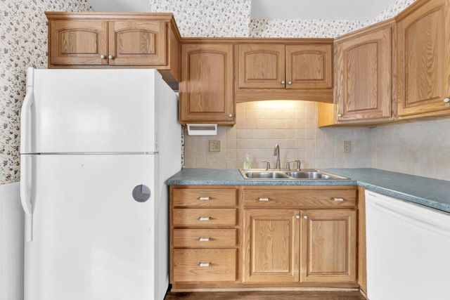 909 Augusta STREET, Racine, WI 53402