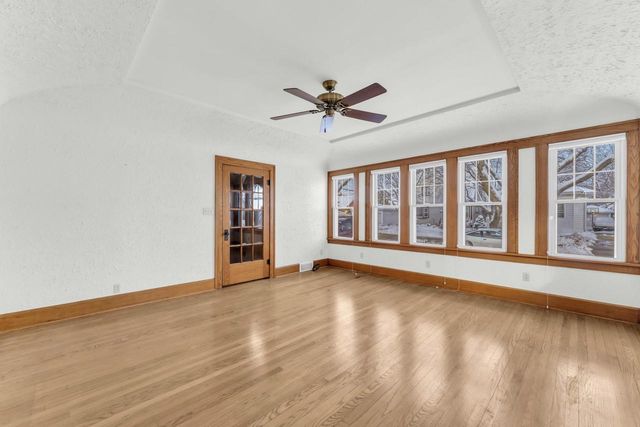 909 Augusta STREET, Racine, WI 53402