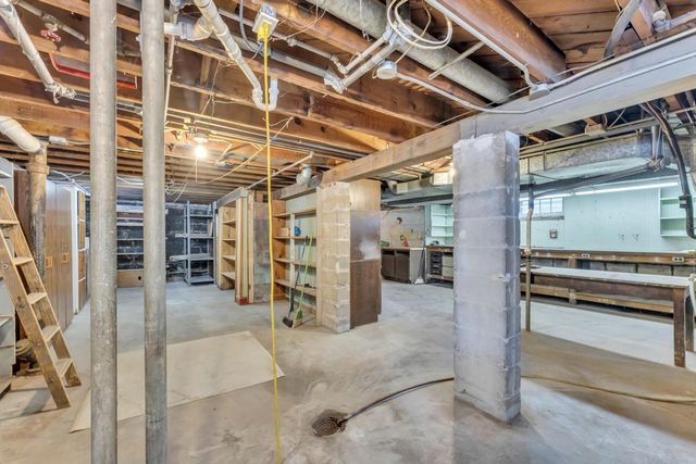 909 Augusta STREET, Racine, WI 53402