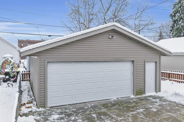 909 Augusta STREET, Racine, WI 53402